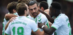 Greuther Fürth bejubelt einen 2:1-Heimsieg gegen den VfL Bochum Greuther Fürth