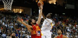 Dennis Schröder wird den DBB in den nächsten Jahren anführen Basketball