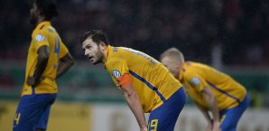 Ken Reichels Eintracht kam gegen den KSC nicht über ein 0:0 hinaus Ken Reichel