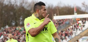 Bobadilla brachte die Darmstädter Fans mit seinem Tor zum Schweigen Raul Bobadilla