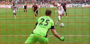 Simon Terodde schießt Stuttgart an die Tabellenspitze Simon Terodde