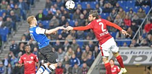 Beim Remis am Montagabend gab es viele enge Duelle auf der Alm VfB Stuttgart, Arminia Bielefeld